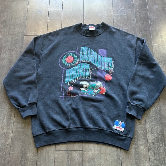 Vintage Charolette Hornets Crewneck Faded Black - Picture 1 of 5